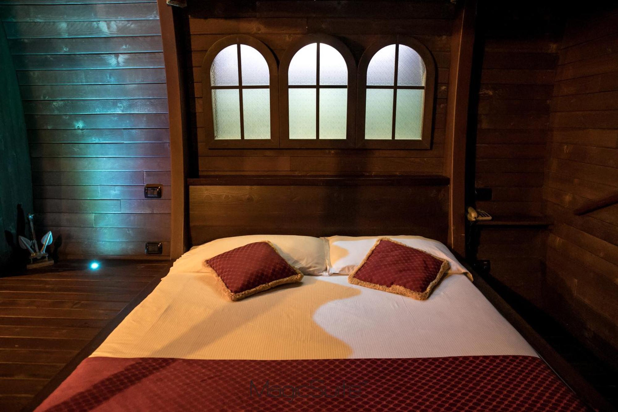 Hotel Carosello Понтеканьяно Екстер'єр фото